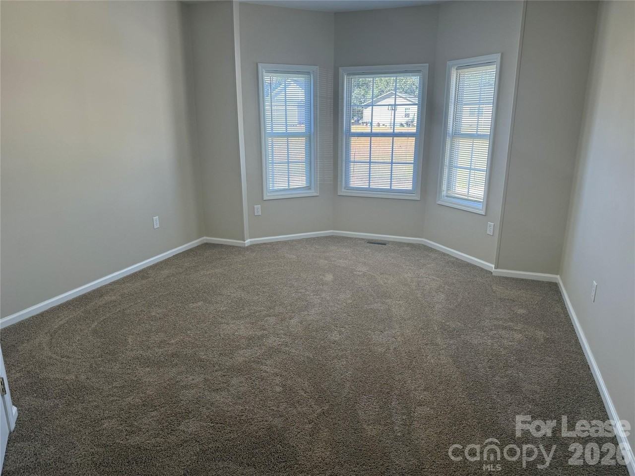 218 Prosperity Pl - Photo 5 of 9