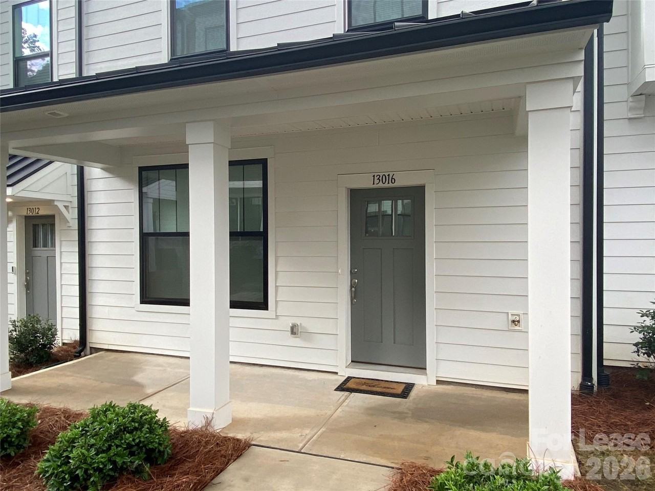 13016 Moon Rd - Photo 2 of 18