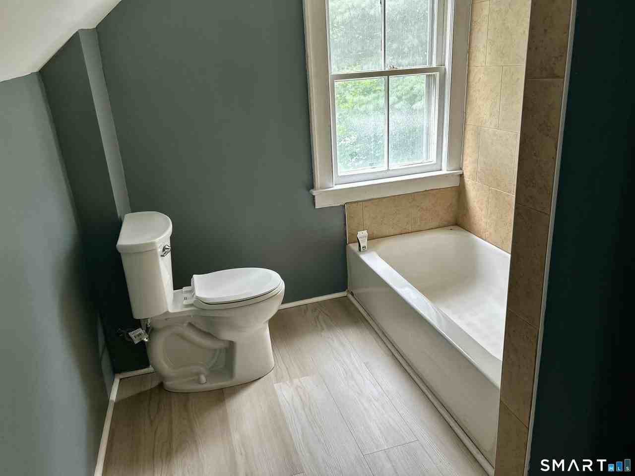 47 Arch St - Photo 5 of 7