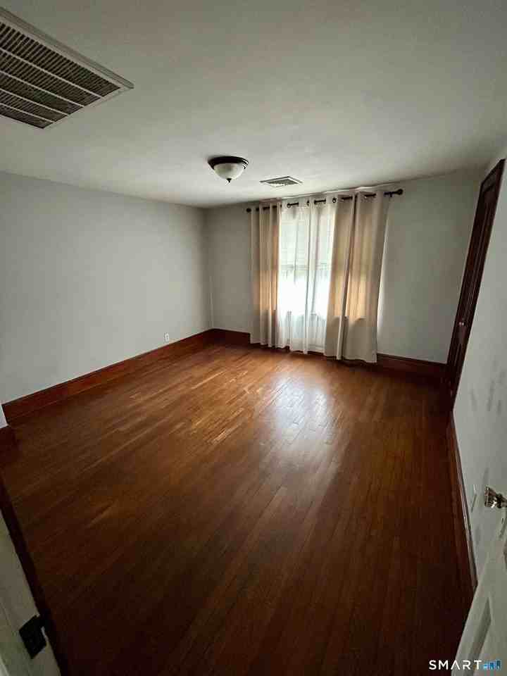47 Arch St - Photo 7 of 7