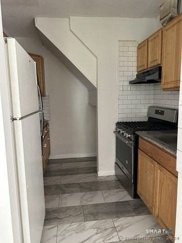 3034 Brook St #34A - Photo 5 of 14