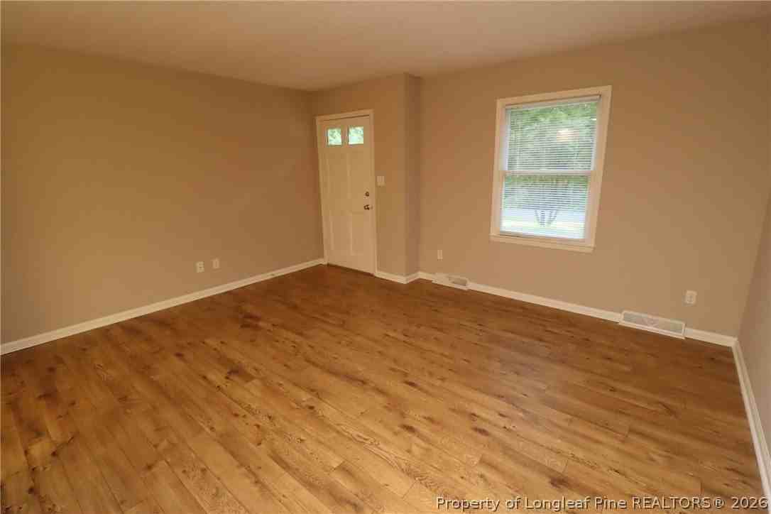 6116 Deerwood Pl - Photo 4 of 31