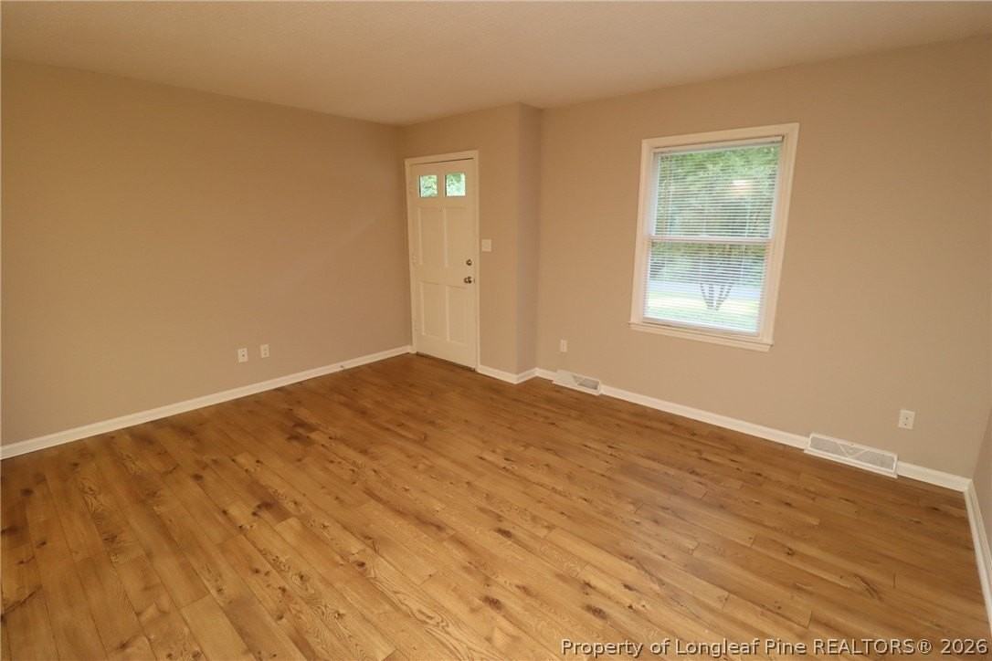 6116 Deerwood Pl - Photo 5 of 31