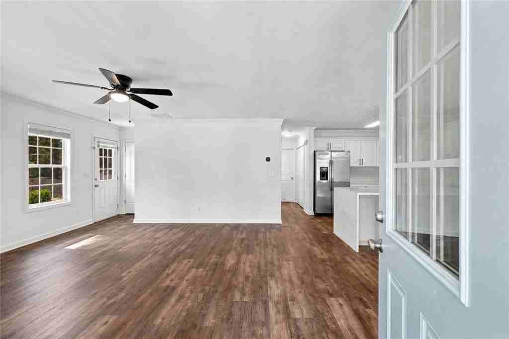 728 Skyview Dr Ne - Photo 6 of 22