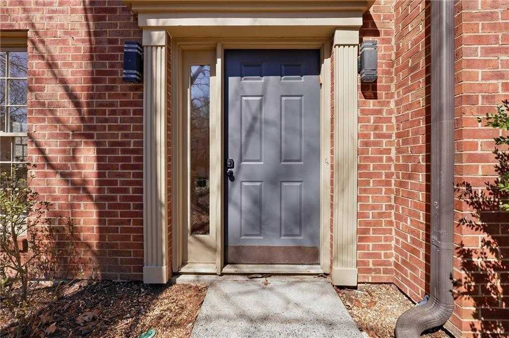 2207 Heritage Trace Dr - Photo 3 of 28