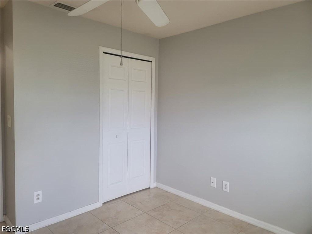 1143 Homer Ave S - Photo 4 of 9