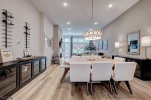 featured image of 18 Hillandale Dr