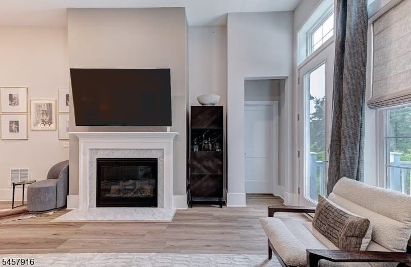 18 Hillandale Dr - Photo 5 of 42