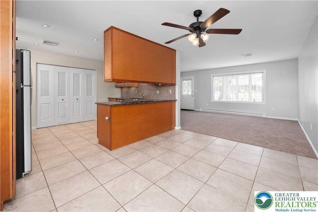 73 Willowdale Ave - Photo 7 of 25
