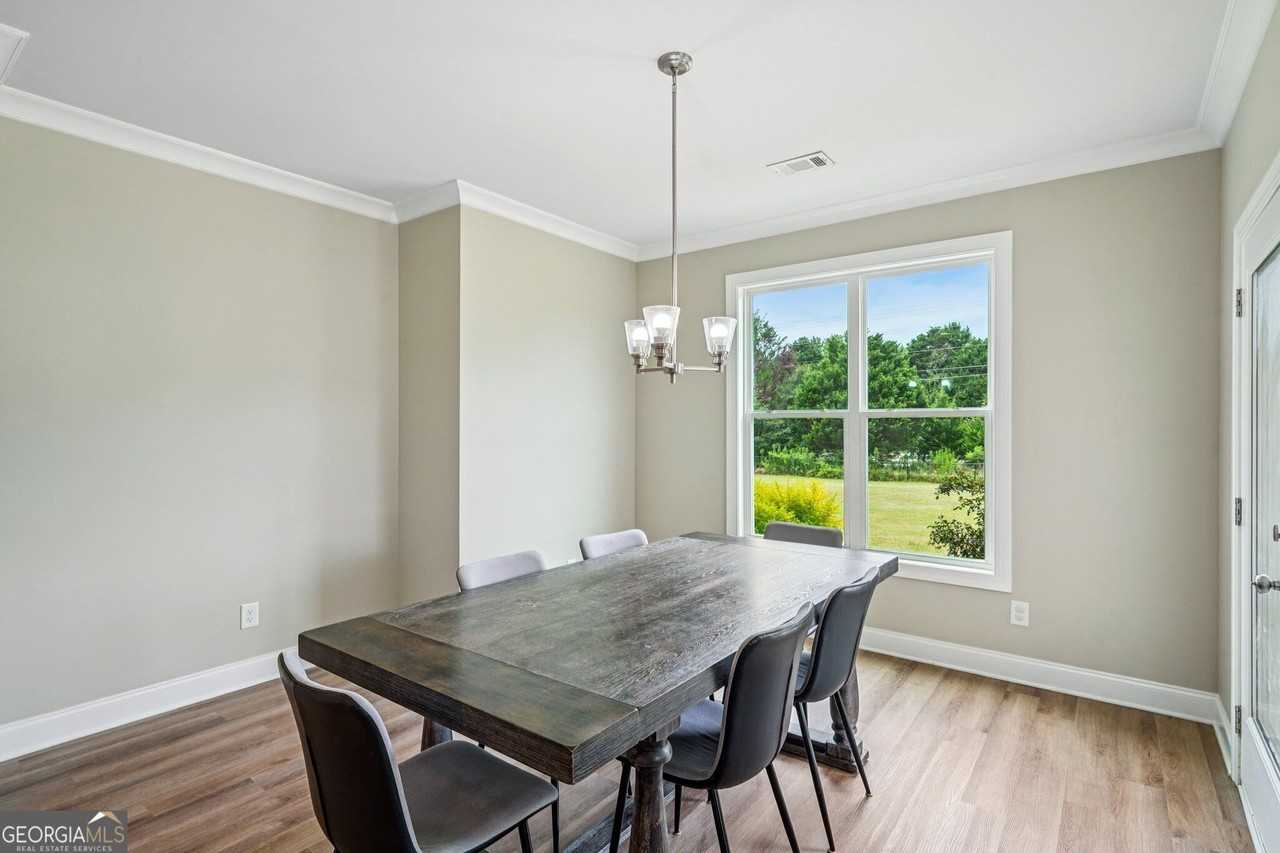 202 Sage Ct - Photo 7 of 26