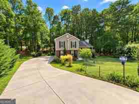 2275 Fortune Dr - Photo 1 of 1
