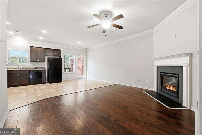 331 Turtle Creek Dr - Photo 3 of 25