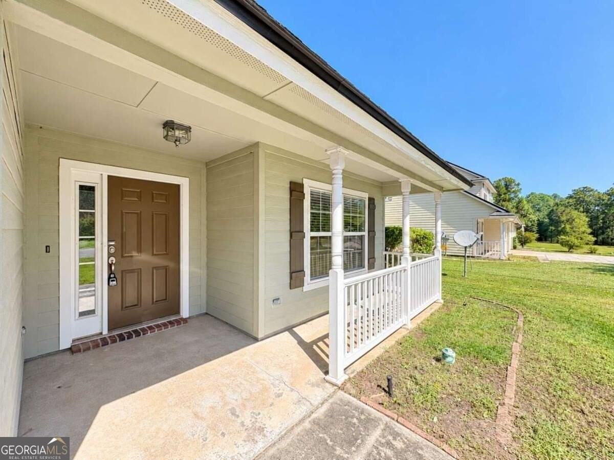 313 Gary Cir - Photo 3 of 43