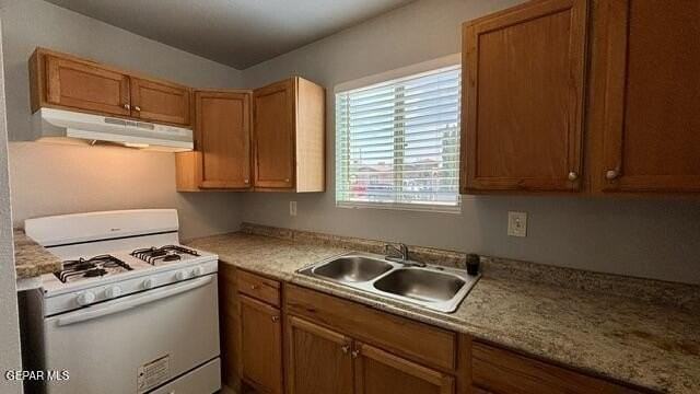 136 Keeny Ct #B - Photo 5 of 11
