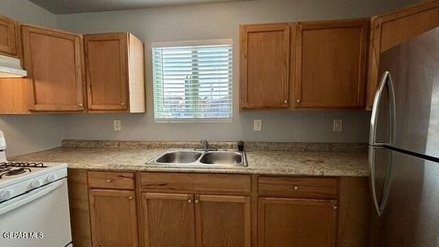 136 Keeny Ct #B - Photo 6 of 11