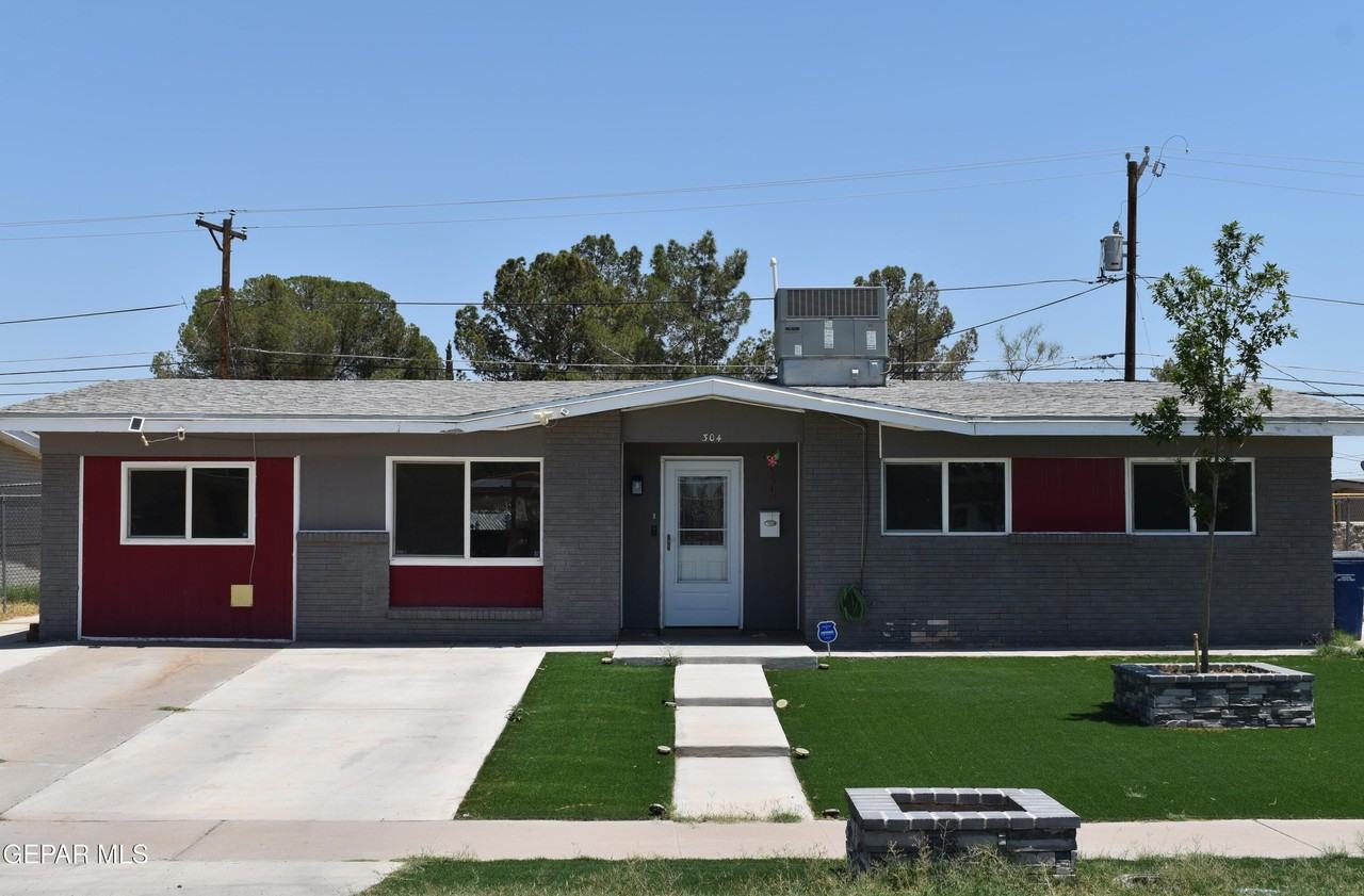 304 Maricela Dr - Photo 2 of 24
