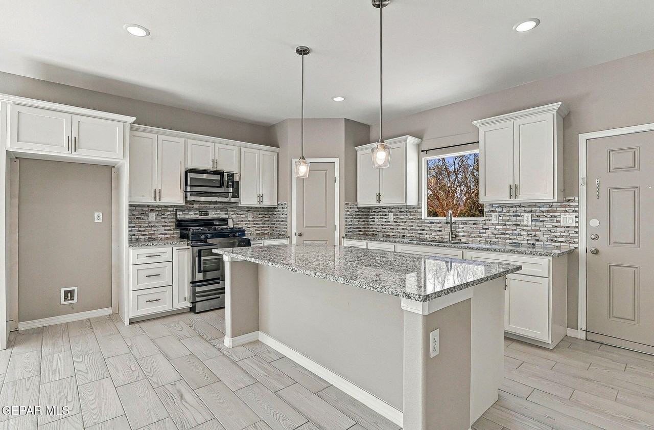 11607 Valle Bonito Rd - Photo 5 of 22