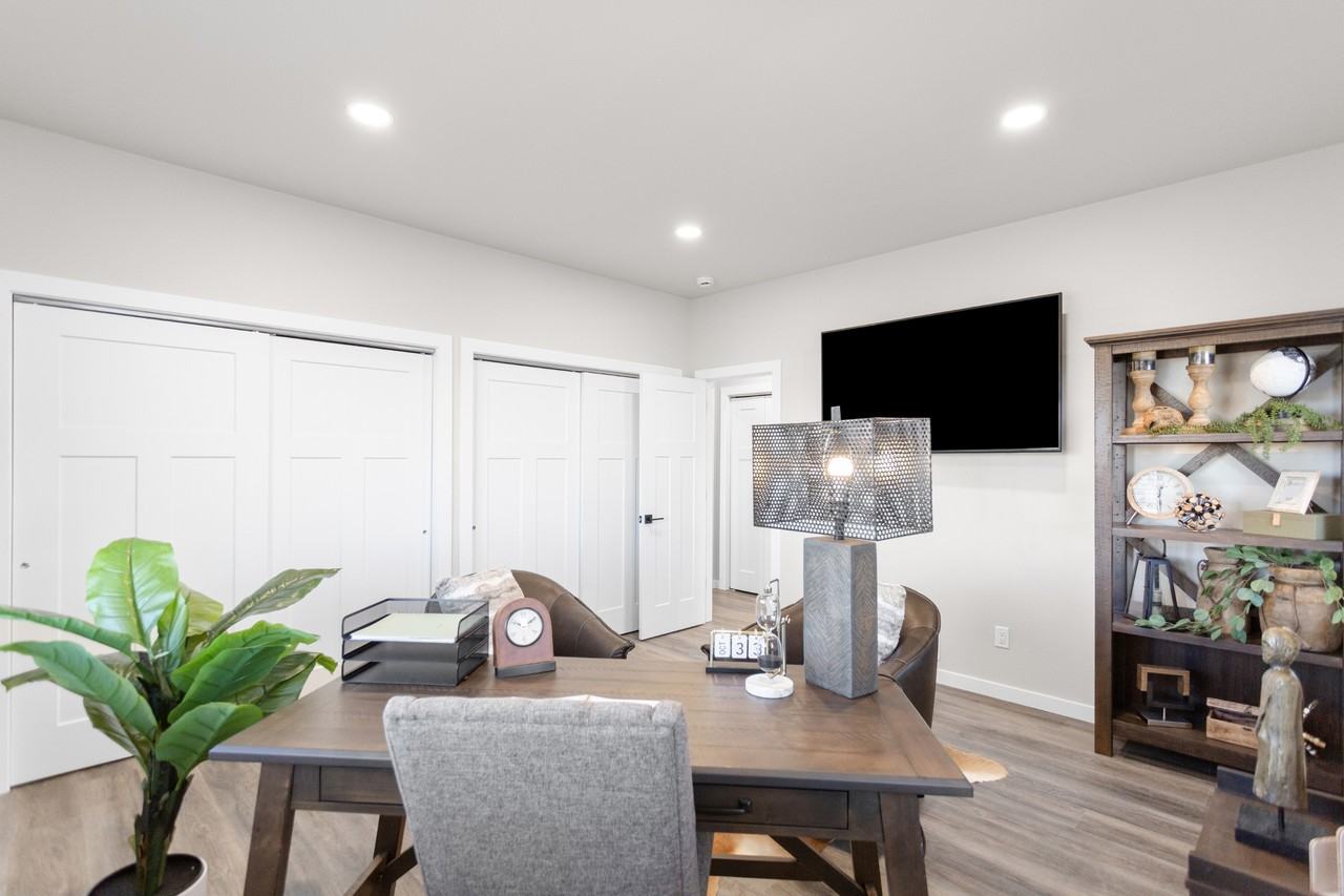 Paradise Valley Townhomes & Apartments - Photo 5 of 50