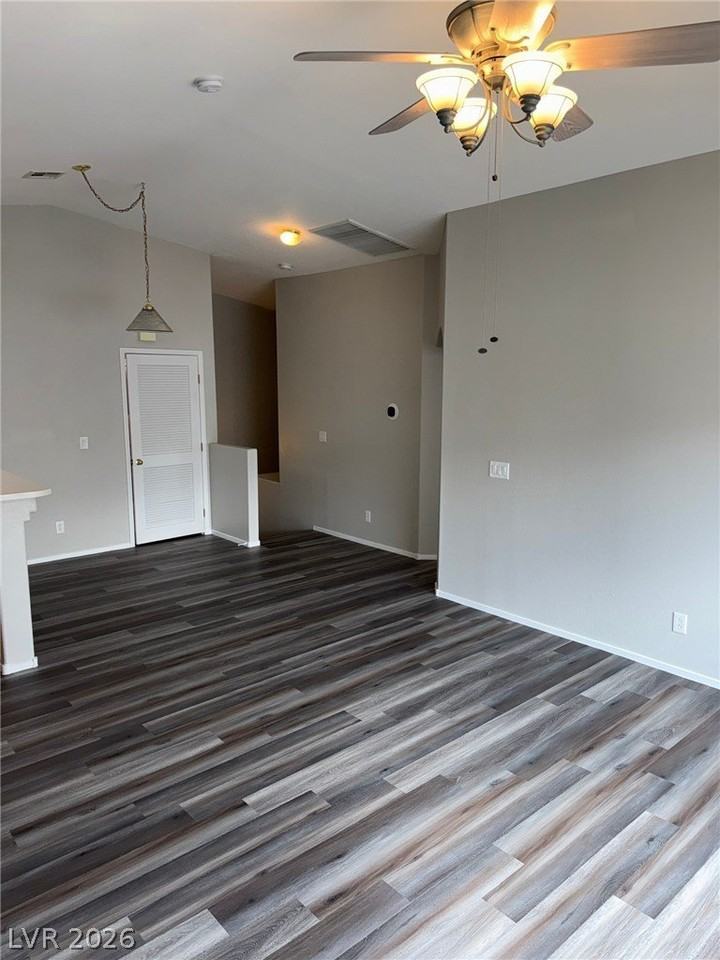 1626 Clint Canyon Dr - Photo 7 of 20