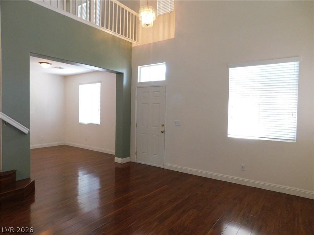 5444 Goldenroot Ct - Photo 4 of 44