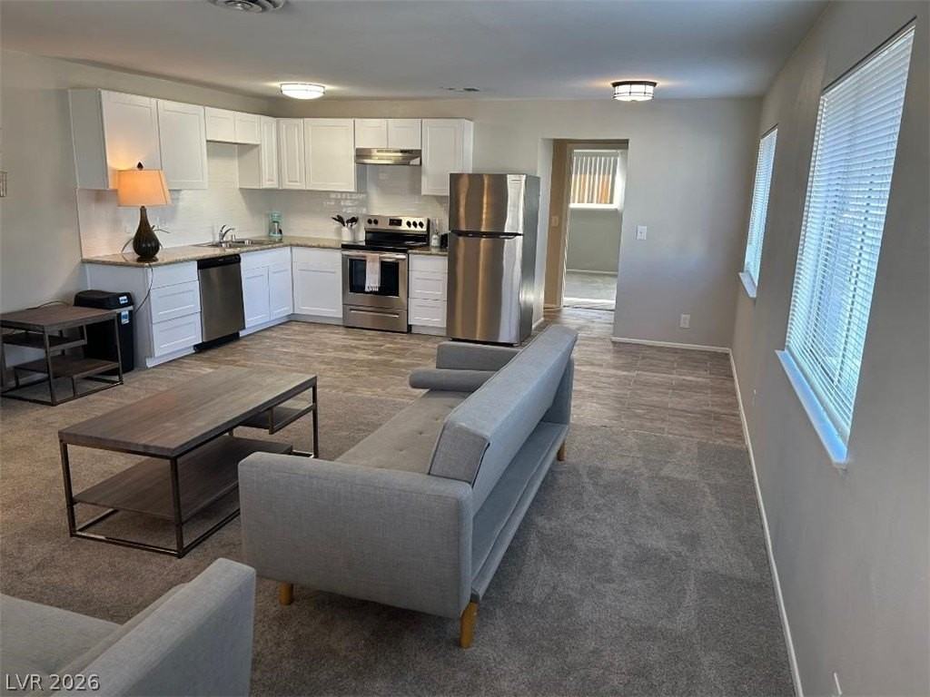 1480 Dorothy Ave #4 - Photo 7 of 17