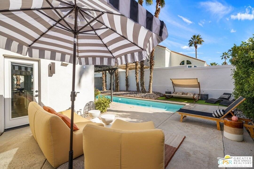 45420 Desert Fox Dr - Photo 4 of 50