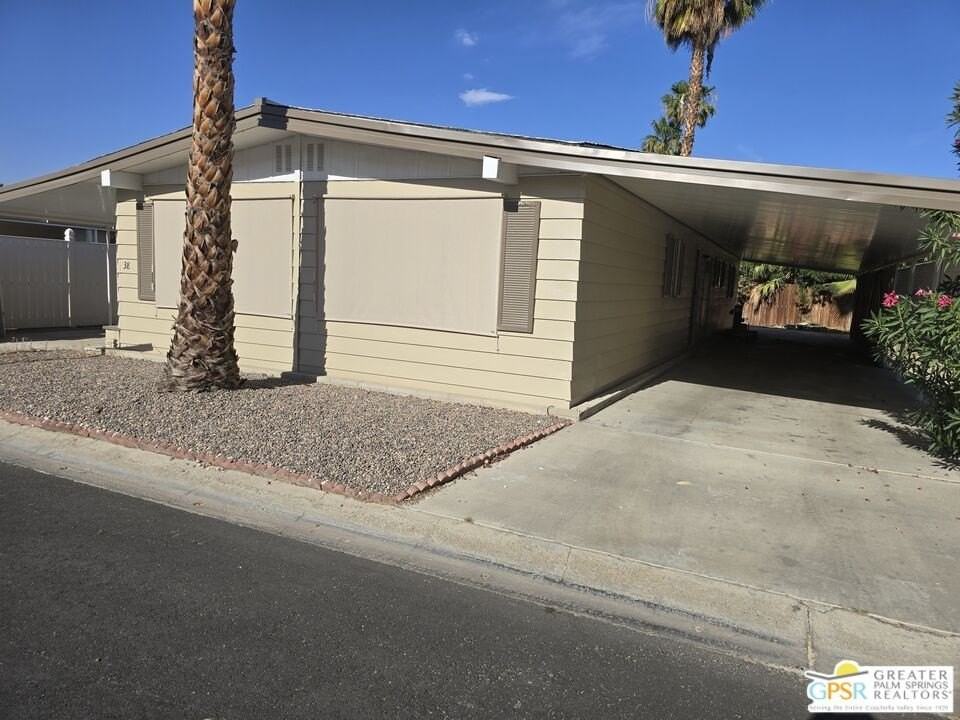 38 N Paseo Laredo - Photo 2 of 29