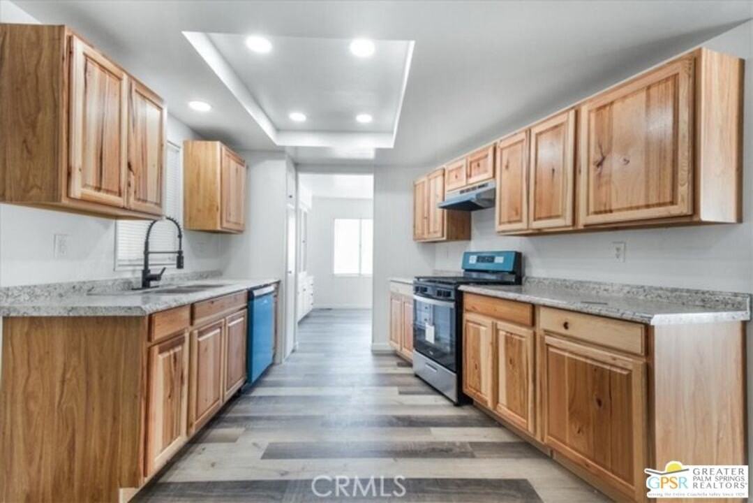 38 N Paseo Laredo - Photo 4 of 29