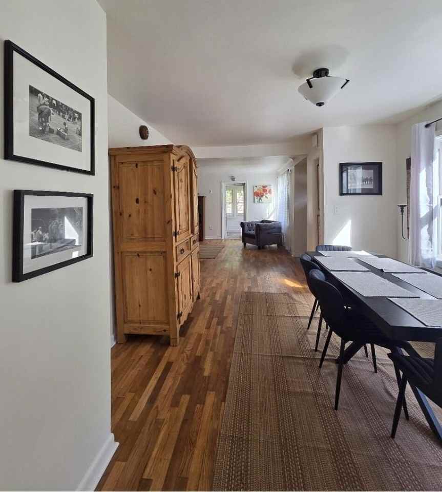 325 N Kendall Ave - Photo 5 of 19