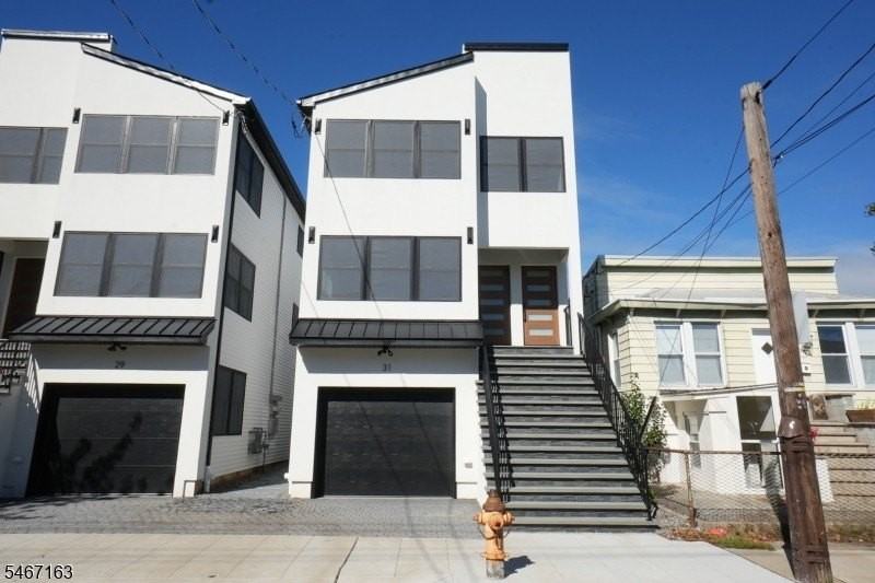 31 Frederick St 1st Fl #1