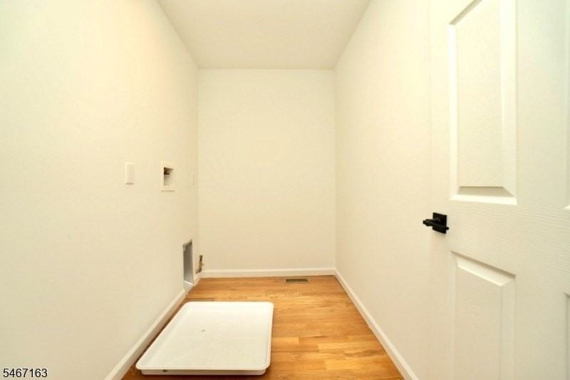 31 Frederick St 1st Fl #1 - Photo 5 of 16