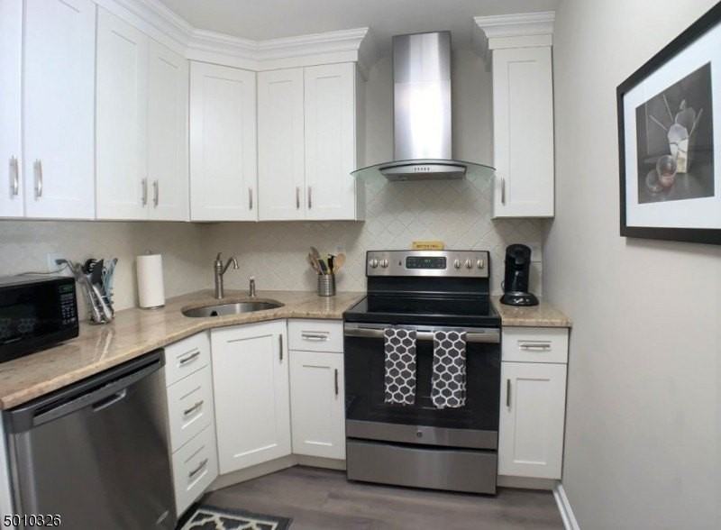 90 Carriage Ln #90 - Photo 2 of 16