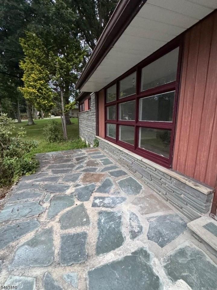 264 Cozy Lake Rd - Photo 2 of 13