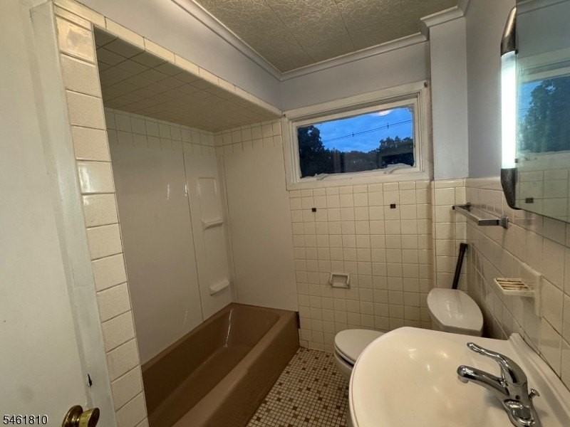 264 Cozy Lake Rd - Photo 4 of 13
