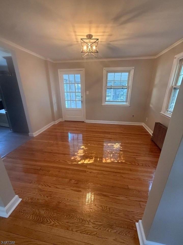 841 Monmouth Rd - Photo 2 of 16
