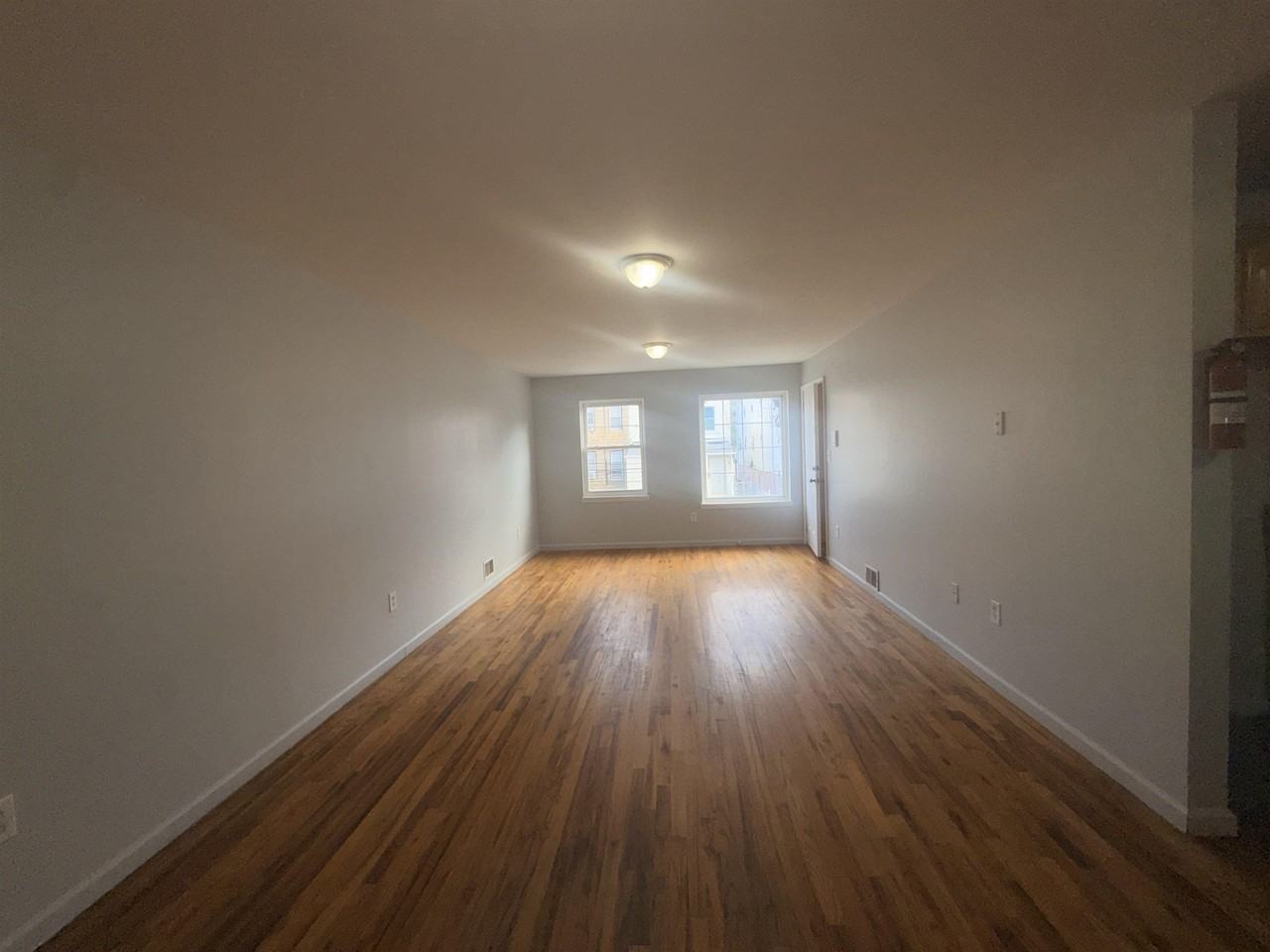 59 Atlantic St - Photo 5 of 18