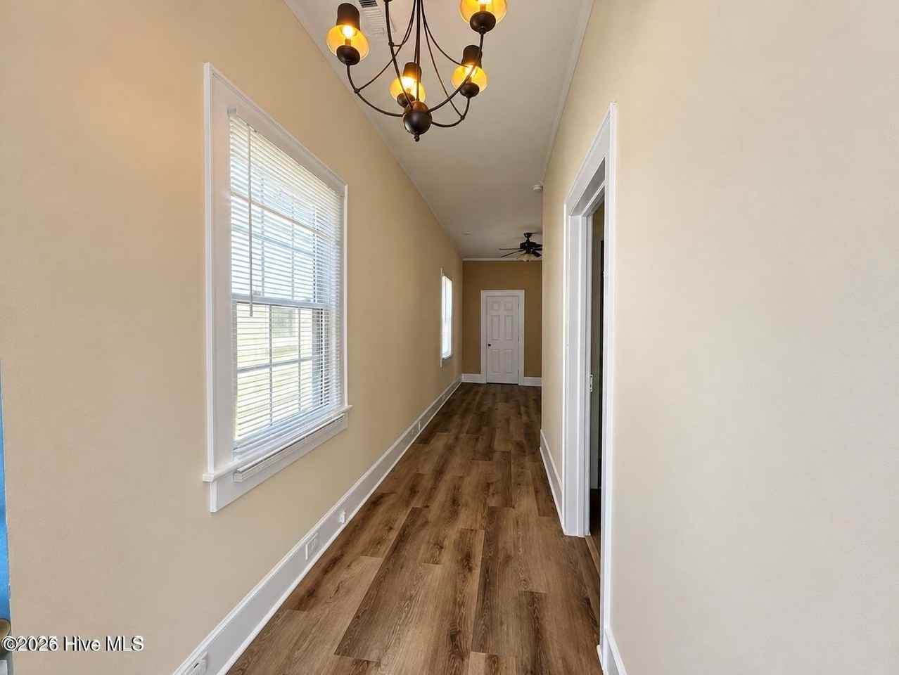 1115 S 9th St - Photo 2 of 10