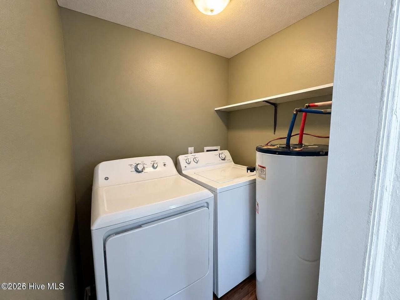 1115 S 9th St - Photo 4 of 10