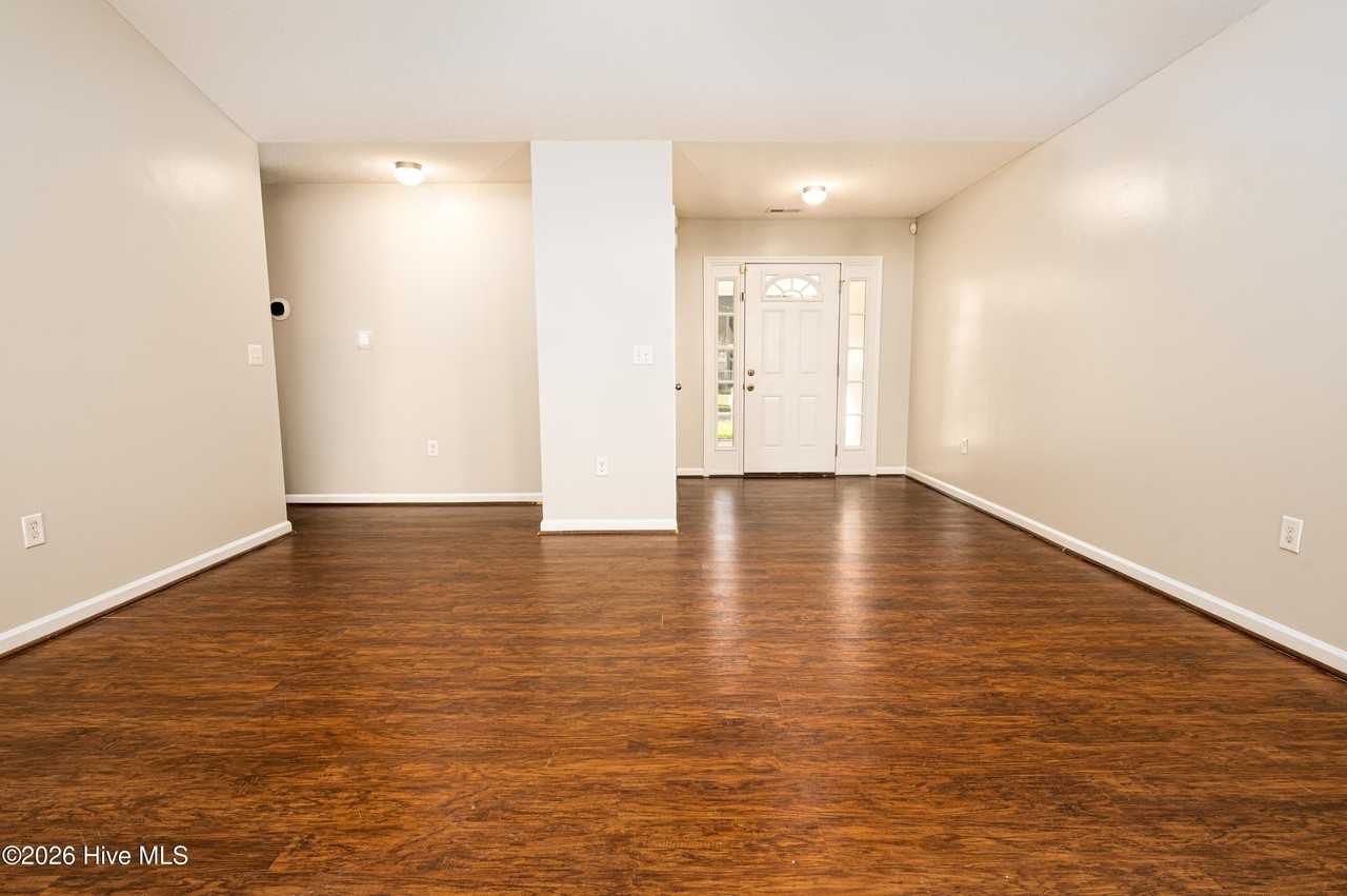 2946 Judge Manly Dr - Photo 6 of 25