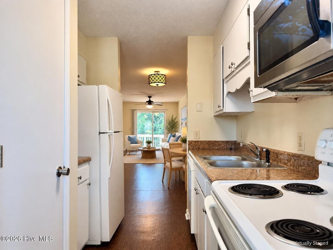 107 Lullwater Dr #201 - Photo 6 of 29