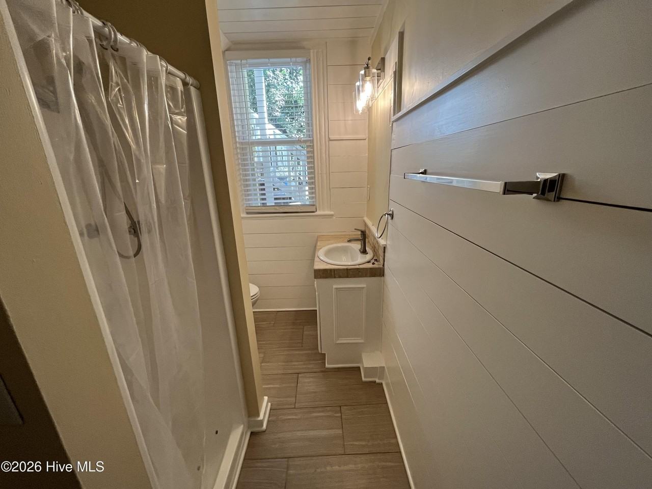 3721 Wrightsville Ave - Photo 7 of 8