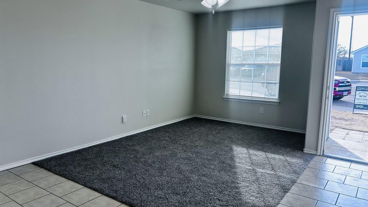 8903 Terrell Ave - Photo 2 of 15