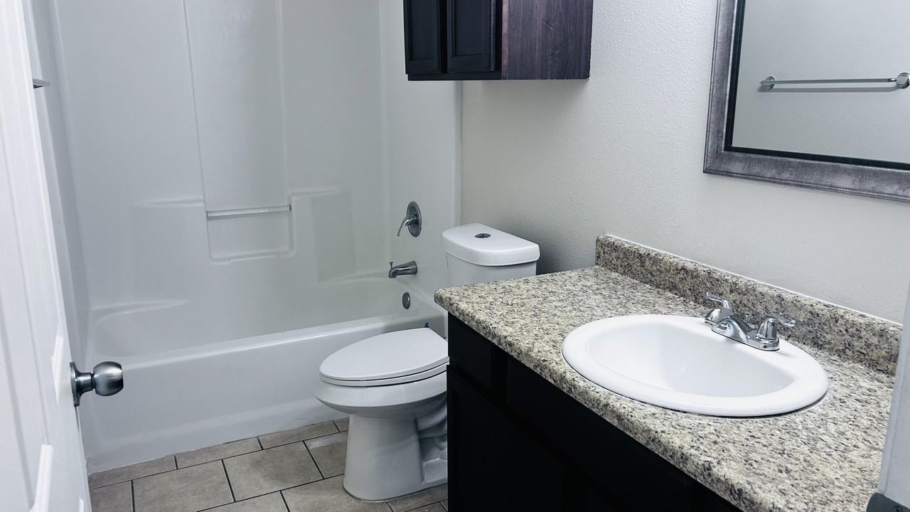 8903 Terrell Ave - Photo 6 of 15