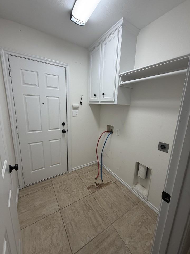 2316 101st St - Photo 6 of 19