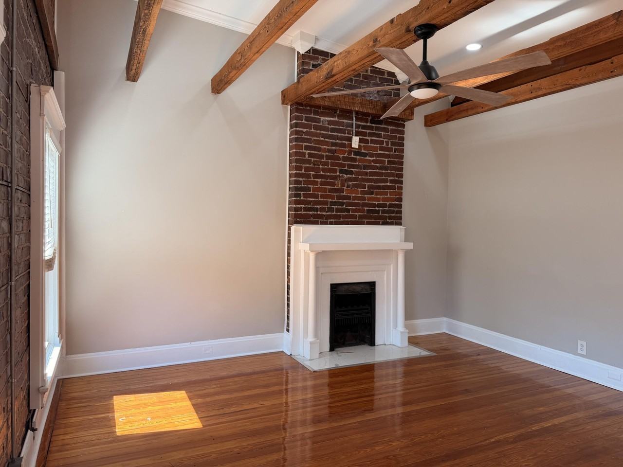 102 W Second St #5 - Photo 5 of 26