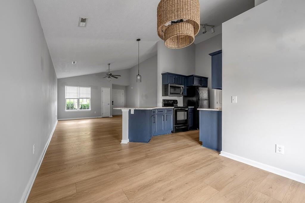 3056 Shady Knoll Rst - Photo 6 of 16
