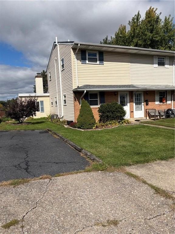 282 Poplar St - Photo 2 of 25