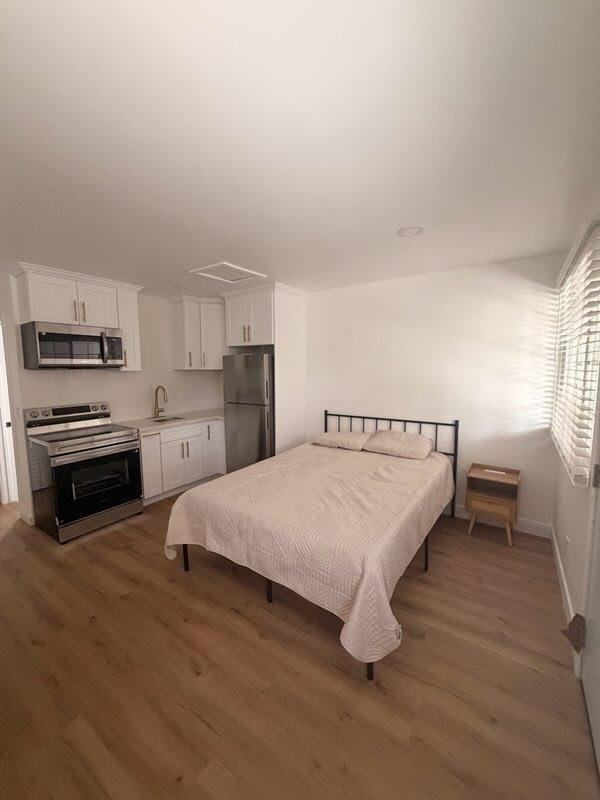 Cleon Ave - Photo 3 of 9
