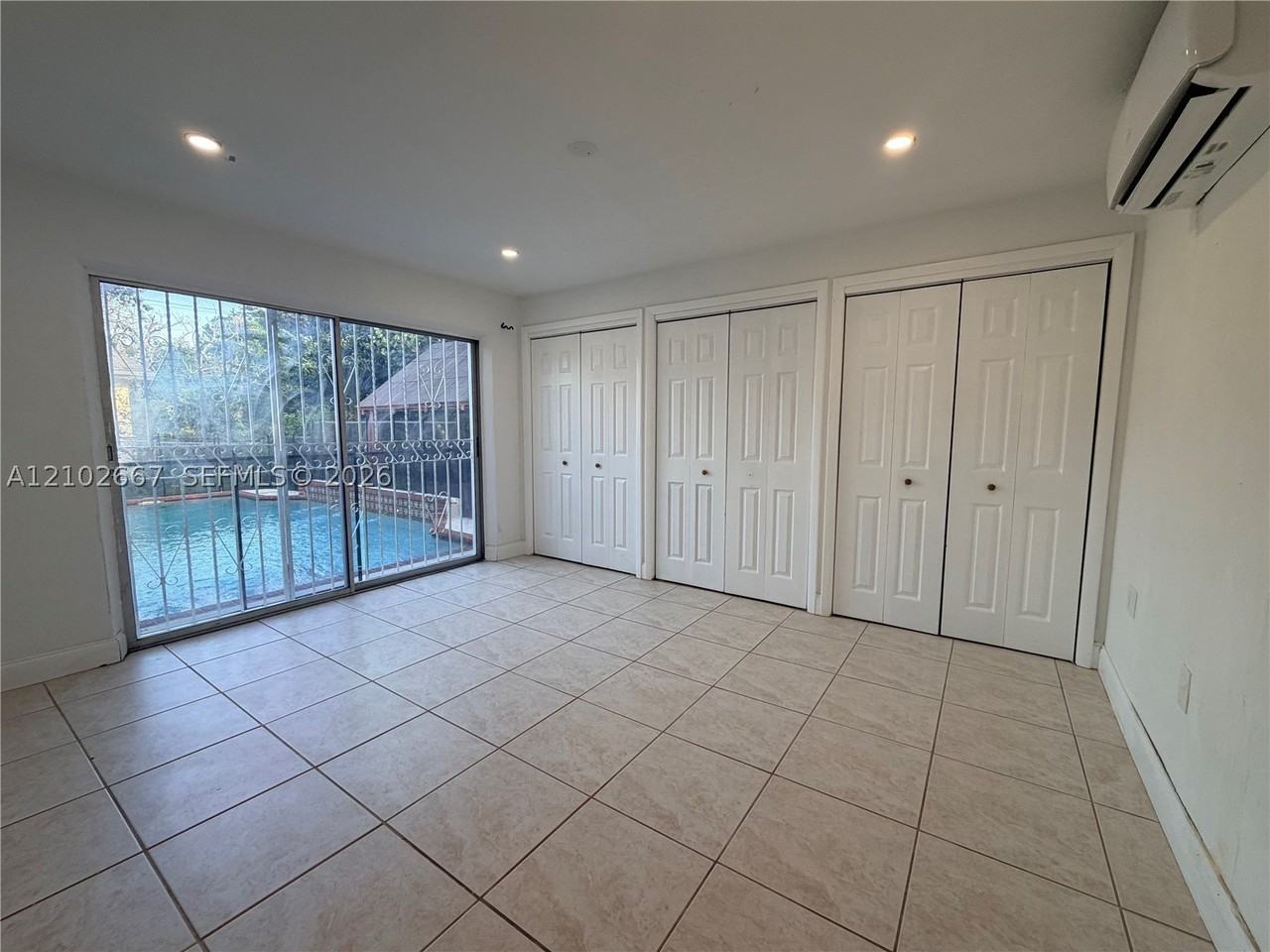 8218 Southampton Dr #A - Photo 4 of 23