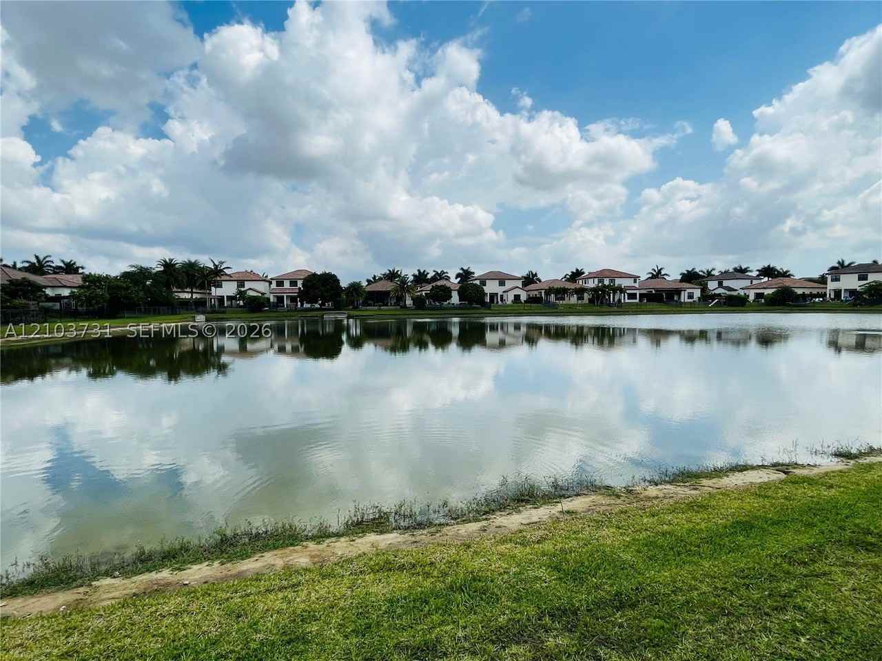 8377 Nw 39th Ct - Photo 2 of 28